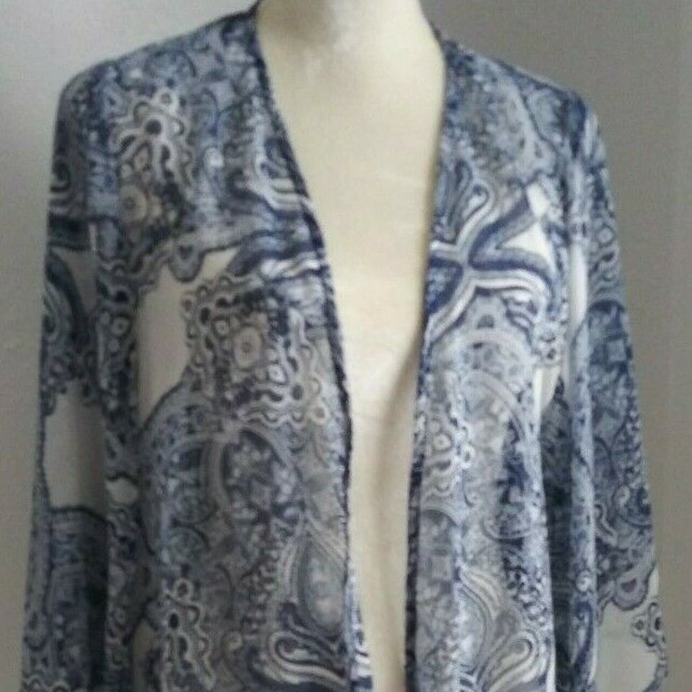 Charlotte Russe Kimono Size M